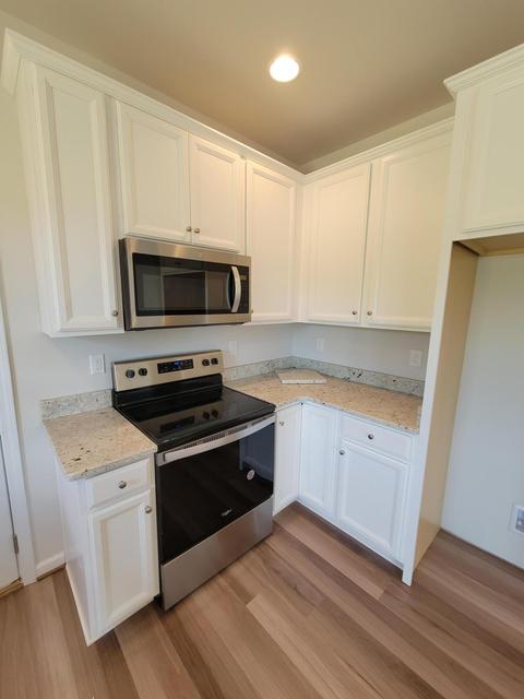 79 Upland Dr, Salem, VA 24153 photo 5
