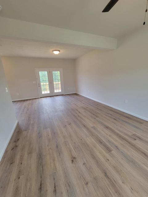 79 Upland Dr, Salem, VA 24153 photo 2