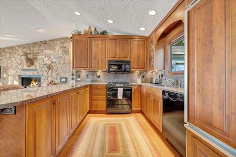 514 Anchor Dr, Moneta, VA 24121 photo 22
