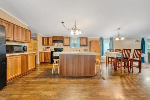 3368 Old Forge Rd, Callaway, VA 24067 photo 8