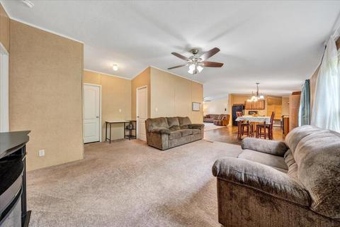 3368 Old Forge Rd, Callaway, VA 24067 photo 14