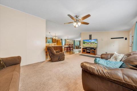 3368 Old Forge Rd, Callaway, VA 24067 photo 5