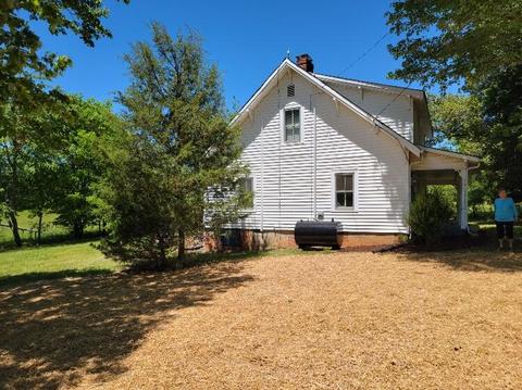 5200 Axton Rd, Axton, VA 24054 photo 2