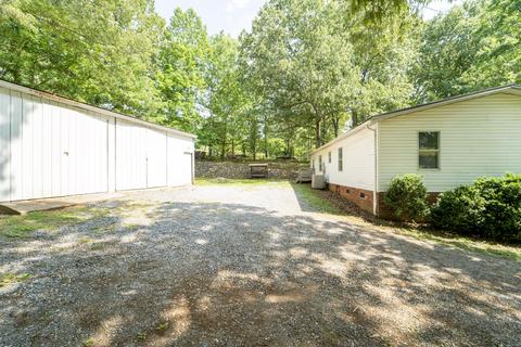 1423 Circlewood Loop, Goodview, VA 24095 photo 6