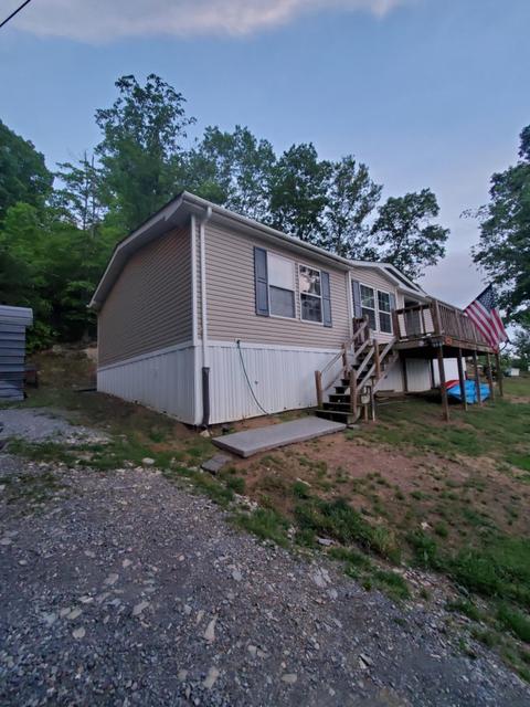 34485 Shasta Dr, Glade Spring, VA 24340 photo 2