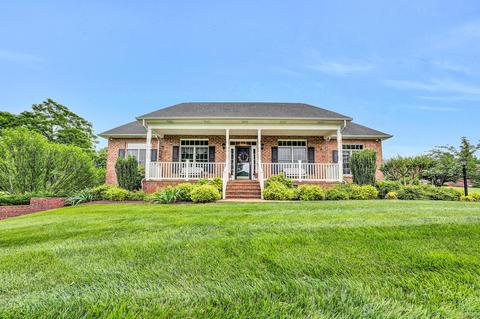1018 Summerpark Dr, Forest, VA 24551 photo 1