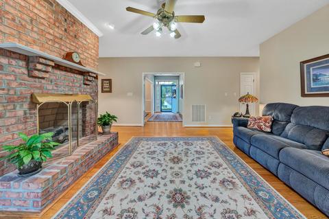 1018 Summerpark Dr, Forest, VA 24551 photo 9