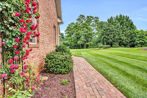 1018 Summerpark Dr, Forest, VA 24551 photo 6