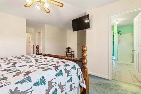 2869 Ayers Rd, Moneta, VA 24121 photo 21
