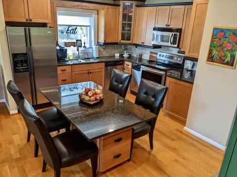 285 Waterside Dr, Moneta, VA 24121 photo 3