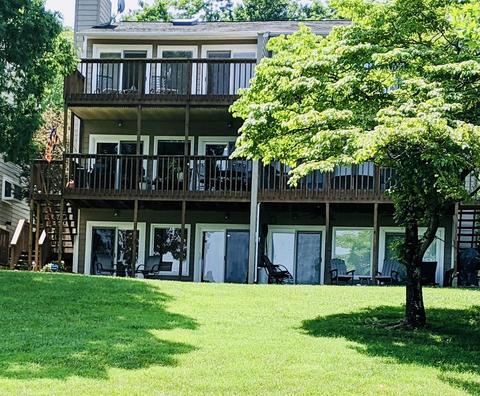 285 Waterside Dr, Moneta, VA 24121 photo 19