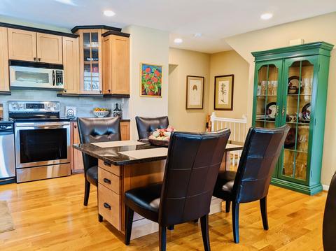 285 Waterside Dr, Moneta, VA 24121 photo 4