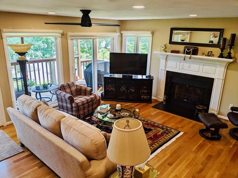 285 Waterside Dr, Moneta, VA 24121 photo 8