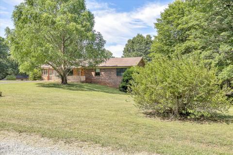 131 Pathfinder Dr, Henry, VA 24102 photo 4