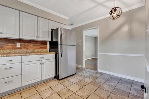2807 Mcvitty Rd SW, Roanoke, VA 24018 photo 10