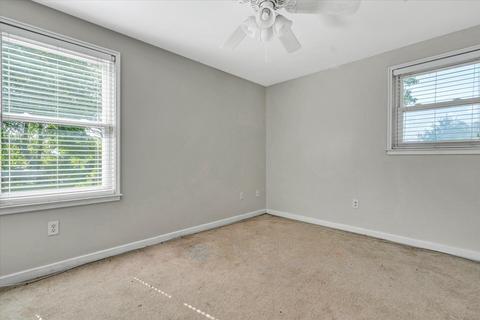 2807 Mcvitty Rd SW, Roanoke, VA 24018 photo 16