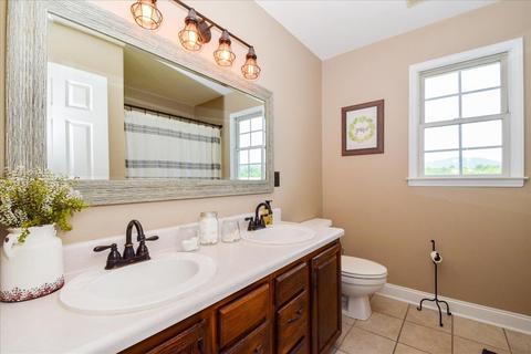 97 Doe Dr, Roanoke, VA 24012 photo 16