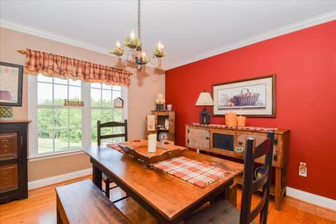 97 Doe Dr, Roanoke, VA 24012 photo 6