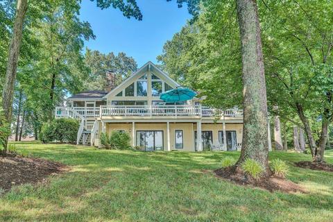 20 Lands End Rd, Penhook, VA 24137 photo 1