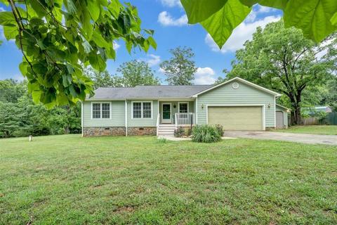 526 Jefferson Dock Rd, Penhook, VA 24137 photo 2