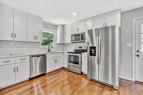 420 Ingal Blvd, Salem, VA 24153 photo 9