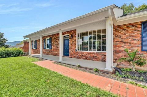 420 Ingal Blvd, Salem, VA 24153 photo 2