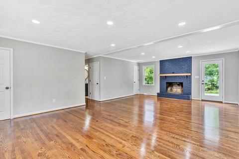 420 Ingal Blvd, Salem, VA 24153 photo 5