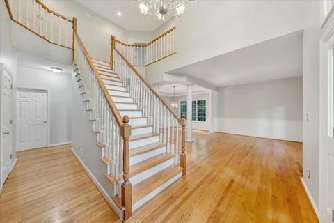 6348 Spring Run Dr, Roanoke, VA 24018 photo 4