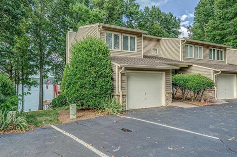 44 Windlass Pointe Dr, Moneta, VA 24121 photo 1