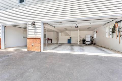 6755 Christopher Dr, Roanoke, VA 24018 photo 4