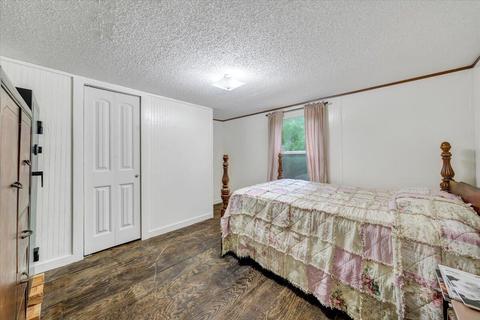 1114 Circlewood Loop, Goodview, VA 24095 photo 9