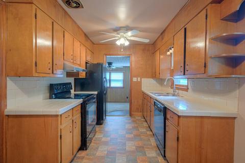 1304 Newbern Rd, Pulaski, VA 24301 photo 11