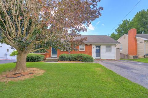 1304 Newbern Rd, Pulaski, VA 24301 photo 2