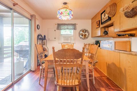 1353 Woods Gap Rd SE, Floyd, VA 24091 photo 19