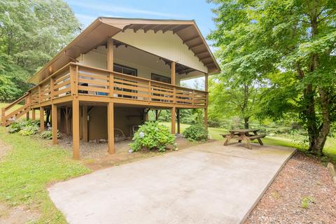 1353 Woods Gap Rd SE, Floyd, VA 24091 photo 7