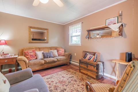 1353 Woods Gap Rd SE, Floyd, VA 24091 photo 18
