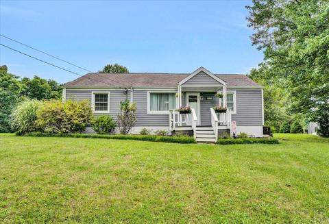 1034 Hoffa Rd, Vinton, VA 24179 photo 1