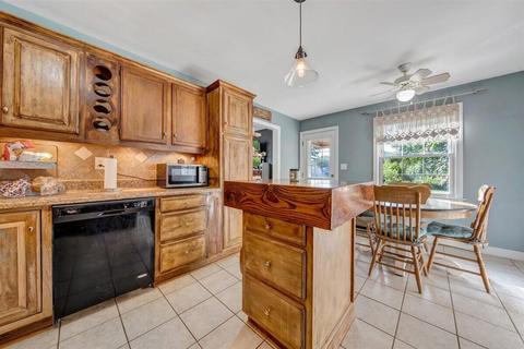 2179 Goodview Rd, Goodview, VA 24095 photo 6