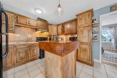 2179 Goodview Rd, Goodview, VA 24095 photo 4