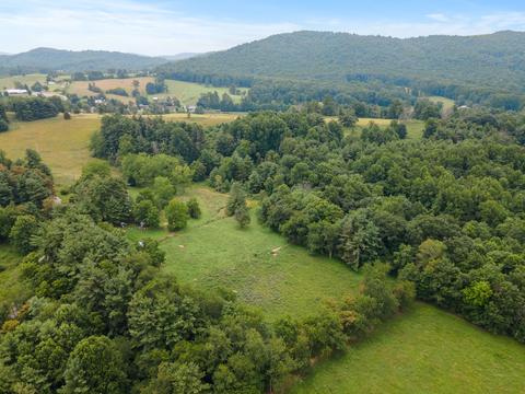 332 Merifield Rd NW, Willis, VA 24380 photo 8