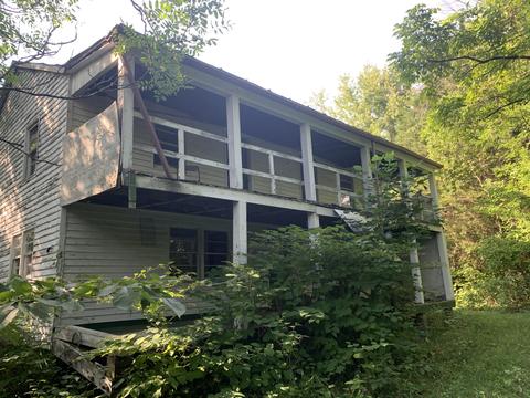 6912 Plank Rd, Buchanan, VA 24066 photo 1