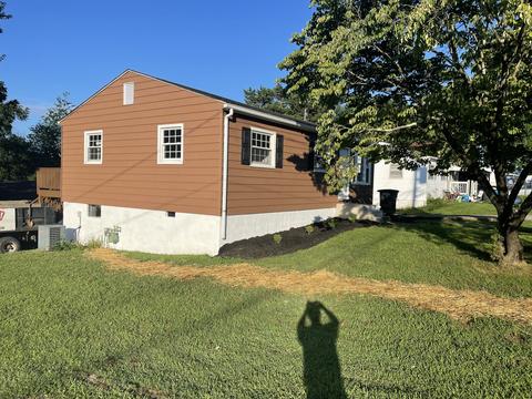 419 E Augusta Ave, Vinton, VA 24179 photo 2