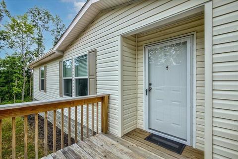 488 Gatewood Ln, Ferrum, VA 24088 photo 5
