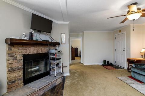 488 Gatewood Ln, Ferrum, VA 24088 photo 8