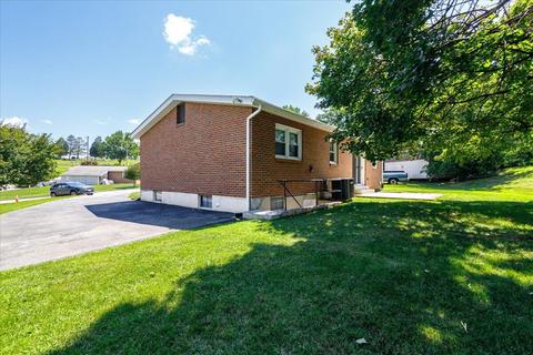 207 E Hill Ct, Salem, VA 24153 photo 23