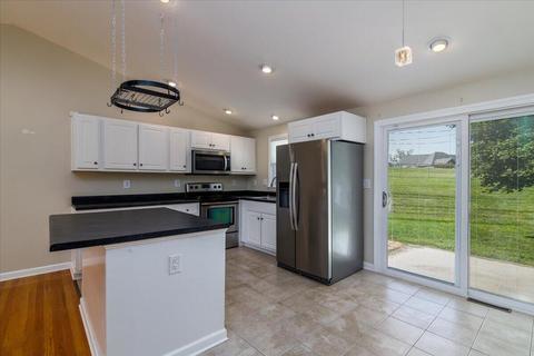 207 E Hill Ct, Salem, VA 24153 photo 8