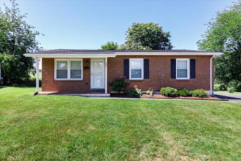 207 E Hill Ct, Salem, VA 24153 photo 1