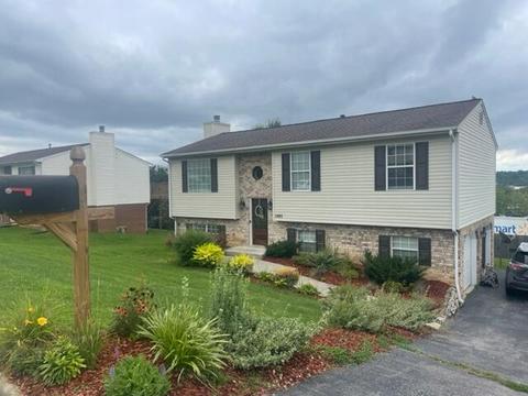 1805 Epps Dr, Salem, VA 24153 photo 2