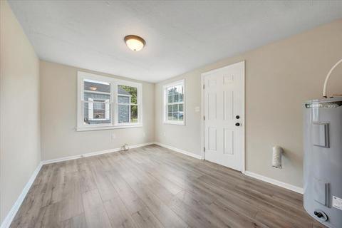 404 Front Ave, Salem, VA 24153 photo 17