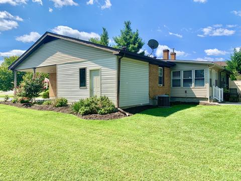 104 W Riverview Dr, Covington, VA 24426 photo 7